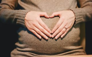 Mit der Baby Care-App und der IKK BB gesund durch die Schwangerschaft
