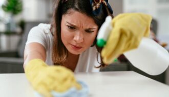 Gemeinsame Fehler, die Sie beim Reinigen Ihres Hauses machen